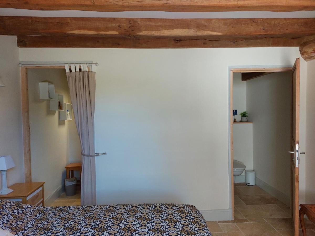 Suite De Charme Dans Une Maison Charentaise Cozes Dış mekan fotoğraf